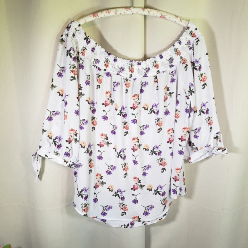 NWT Rue21 plus off the shoulder top